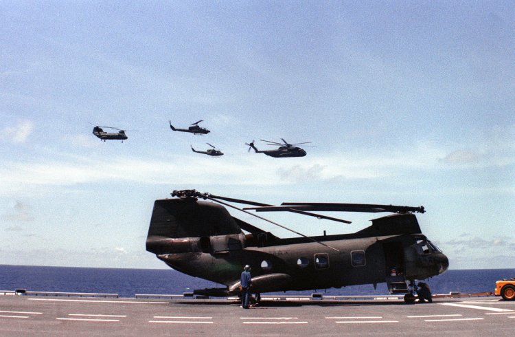 Image: Composite Squadron 165 (VC-165) Flyby