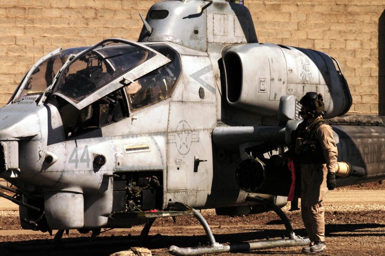 Image: USMC AH-1W Super Cobra Helicopter