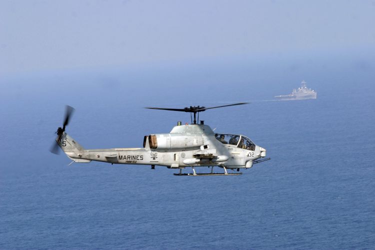 Image: AH-1W Super Cobra Helicopter