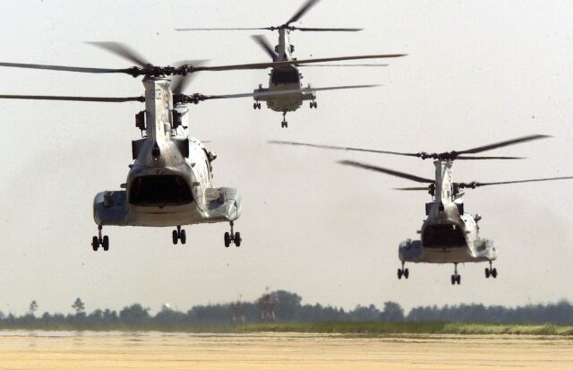 Image: U.S. Marines CH-46 Sea Knights