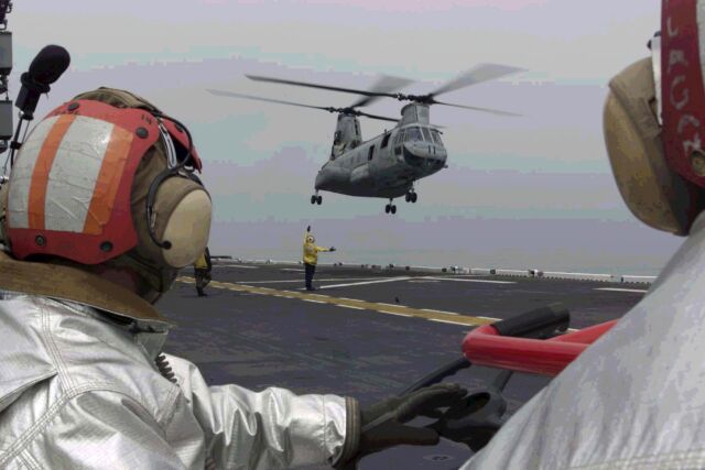 Image: U.S. Marines CH-46 Sea Knight