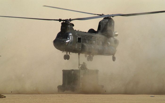Image: CH-47 Chinook Helicopter