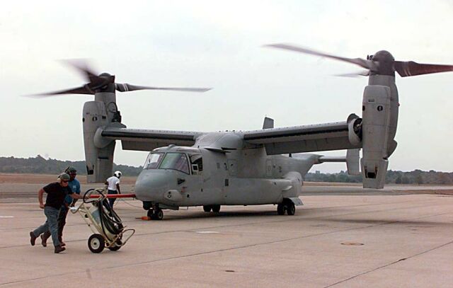 Image: Chief of staff flies Osprey