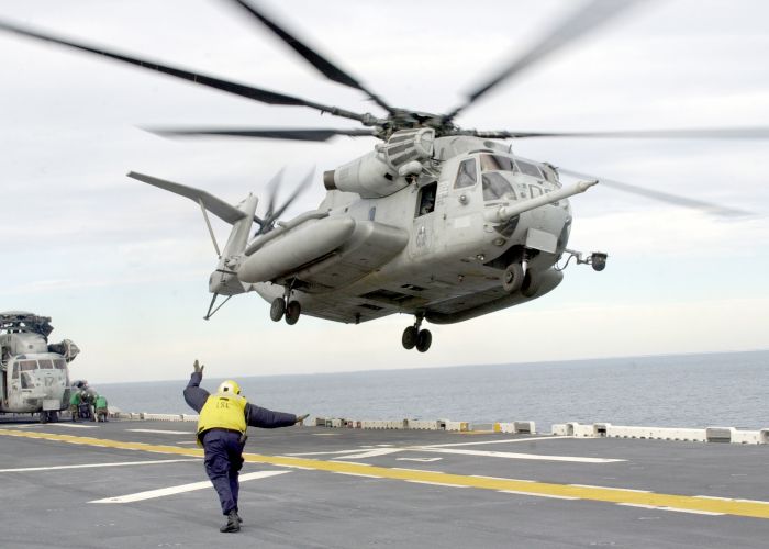 Image: CH-53 Sea Stallion Helicopter