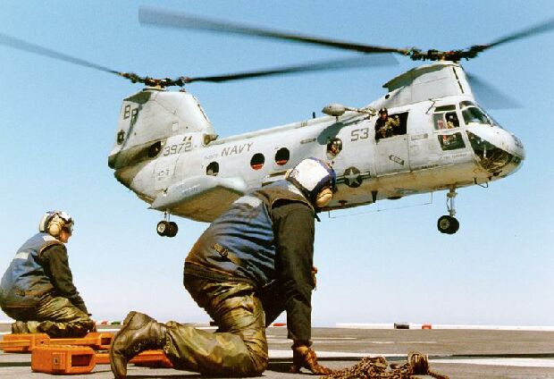 Image: U.S. Navy CH-46D Helicopter